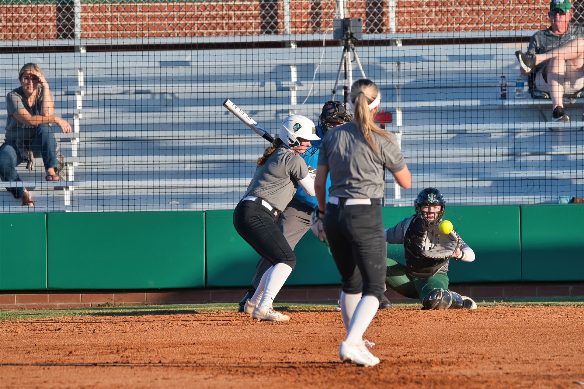 OBU_Fall_24_Green_vs_Gold_Scrimmage__142.jpg -  by 405Exposure