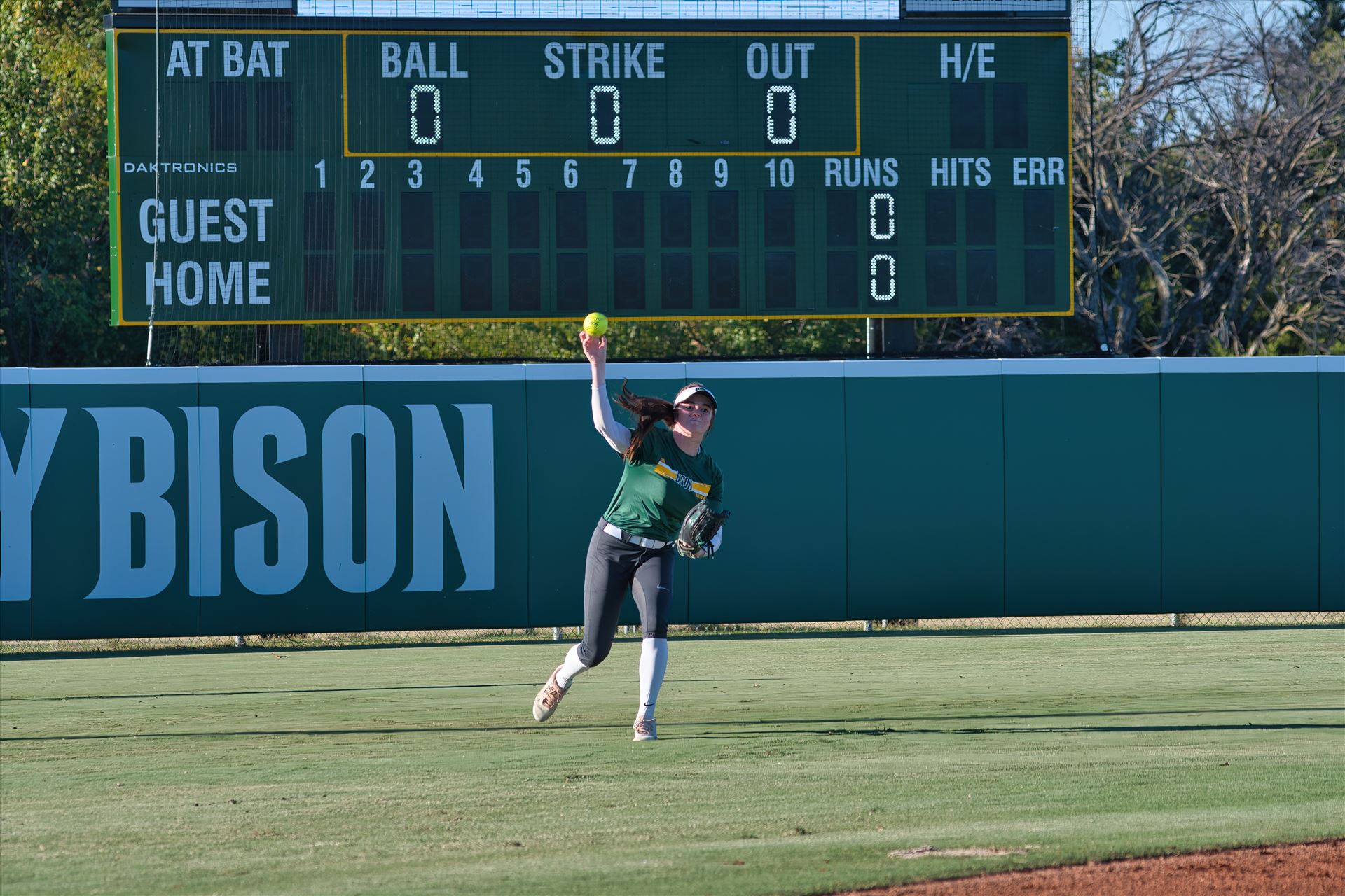 OBU_Fall_24_Green_vs_Gold_Scrimmage__8.jpg -  by 405Exposure